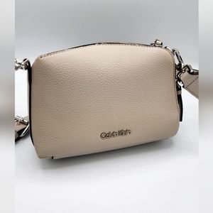 Calvin Klein Shoulder / crossbody bag